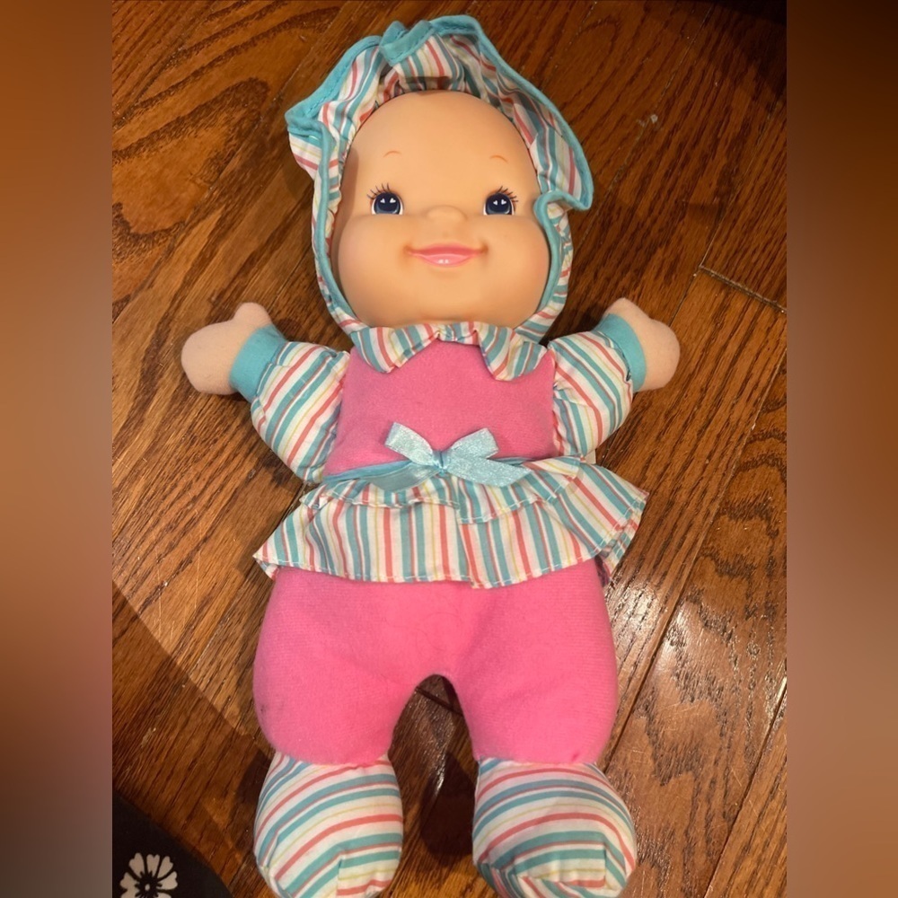 Goldberger Giggles Baby Doll 13" Plush Soft Toy Rubber Face - Sound